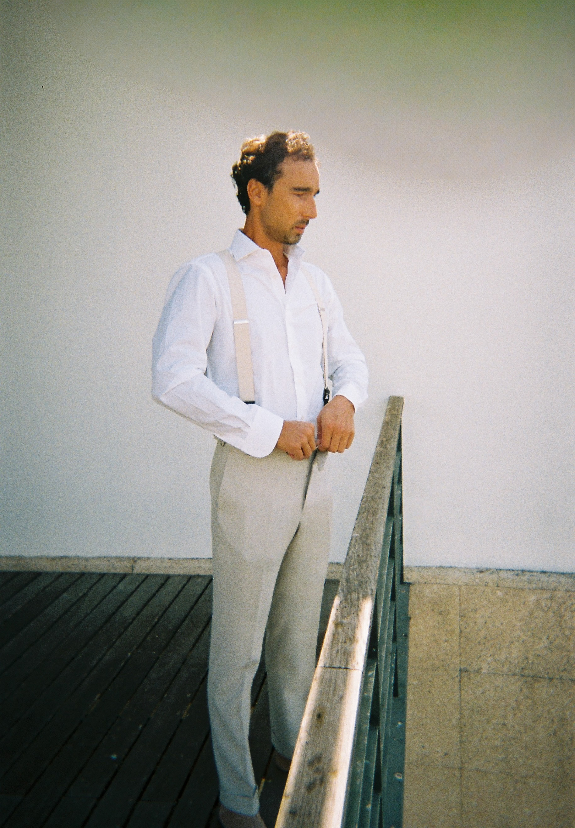 Retrato em película 35mm preto e branco
